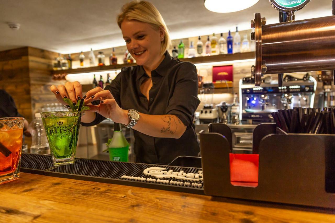 Hotel Petit Palais Breuil-Cervinia Kültér fotó